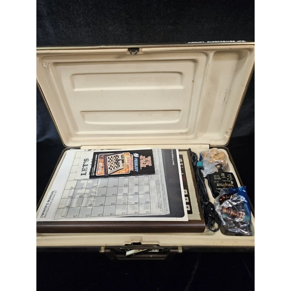 Vintage Fidelity Chess Challenger Electronic Chess Computer w/ Case Manual...